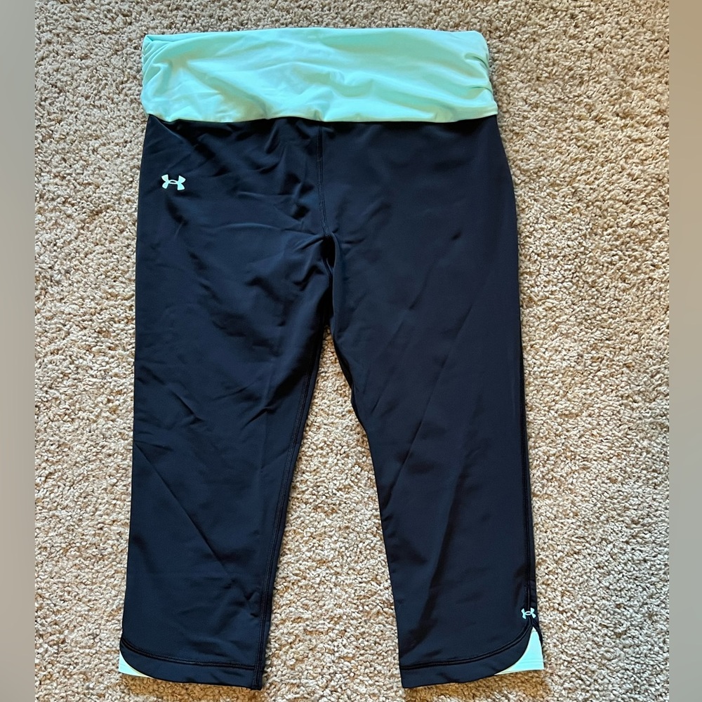 Under Armour workout capri pants size large